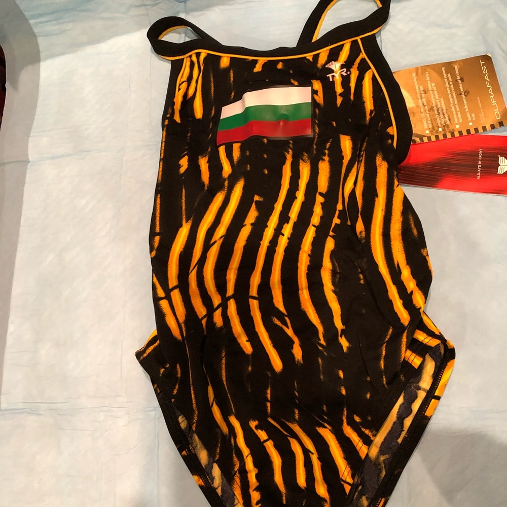 TYR Diamondback Girls’, Woman’s Durafast NEW, UNUSED, swimsuit, Size EU 28, NWT